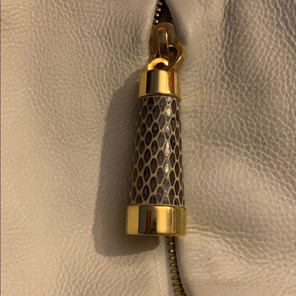 Michael Kors Tonne Hobo Bag - Picture 3 of 11